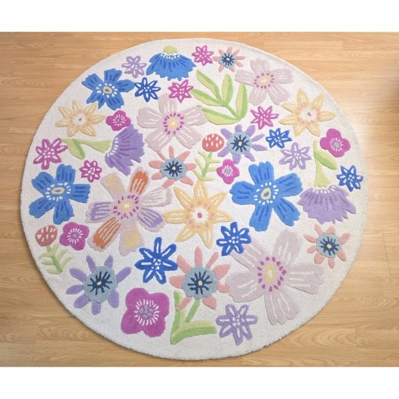 Pottery Barn Kids 100% Wool NAOMI FLORAL ROUND RUG 5 FT Round FAIR TRADE- READ - Picture 1 of 16